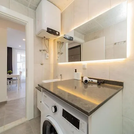 Central Flat Close To Duden Waterfall In Muratpasa